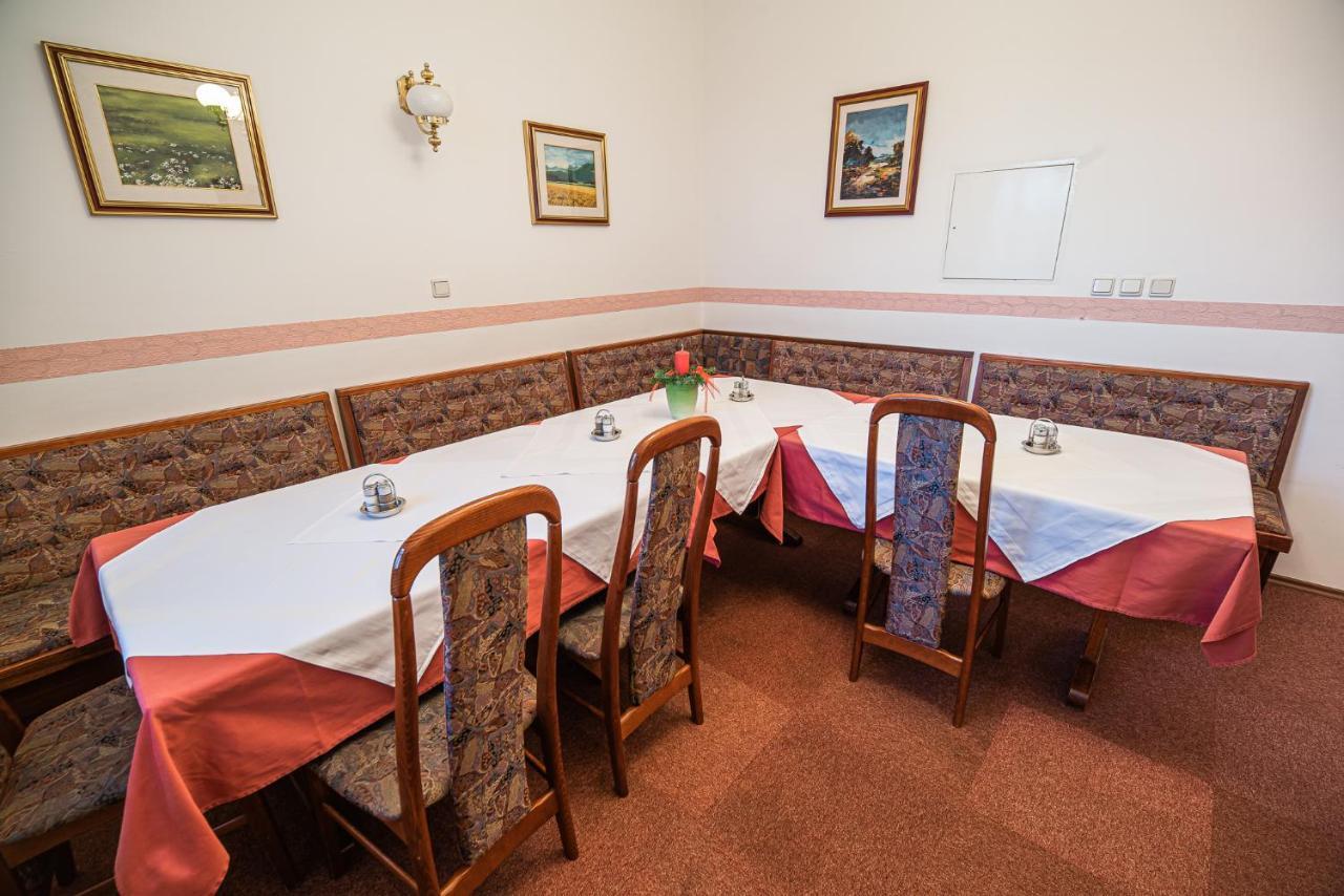 Guesthouse Leski Dvor Лесце Екстер'єр фото